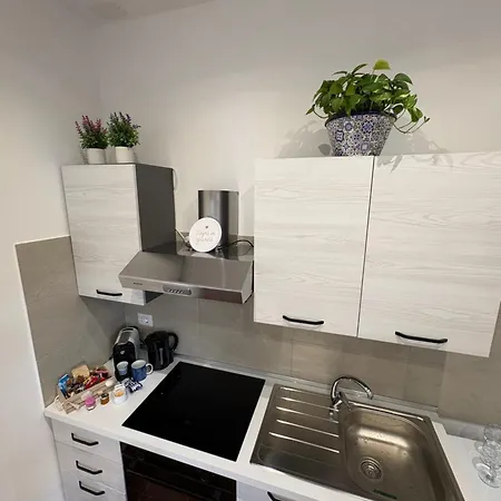Lianna House Apartment Bari
