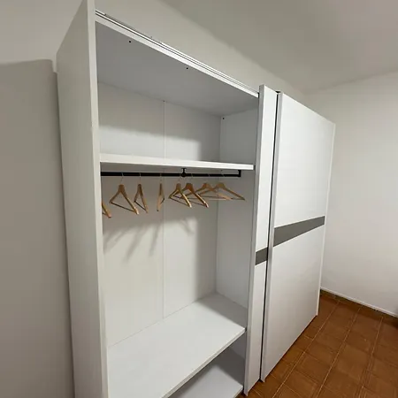 Lianna House * Bari